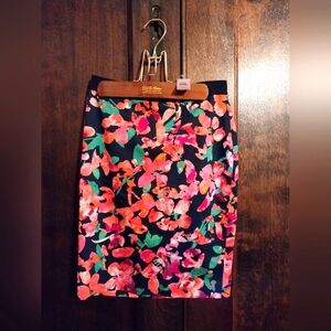 Ann Taylor NWT Floral Skirt